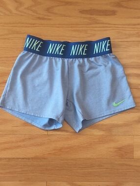 Nike Girls Light Blue Athletic Shorts Logo Size M EUC